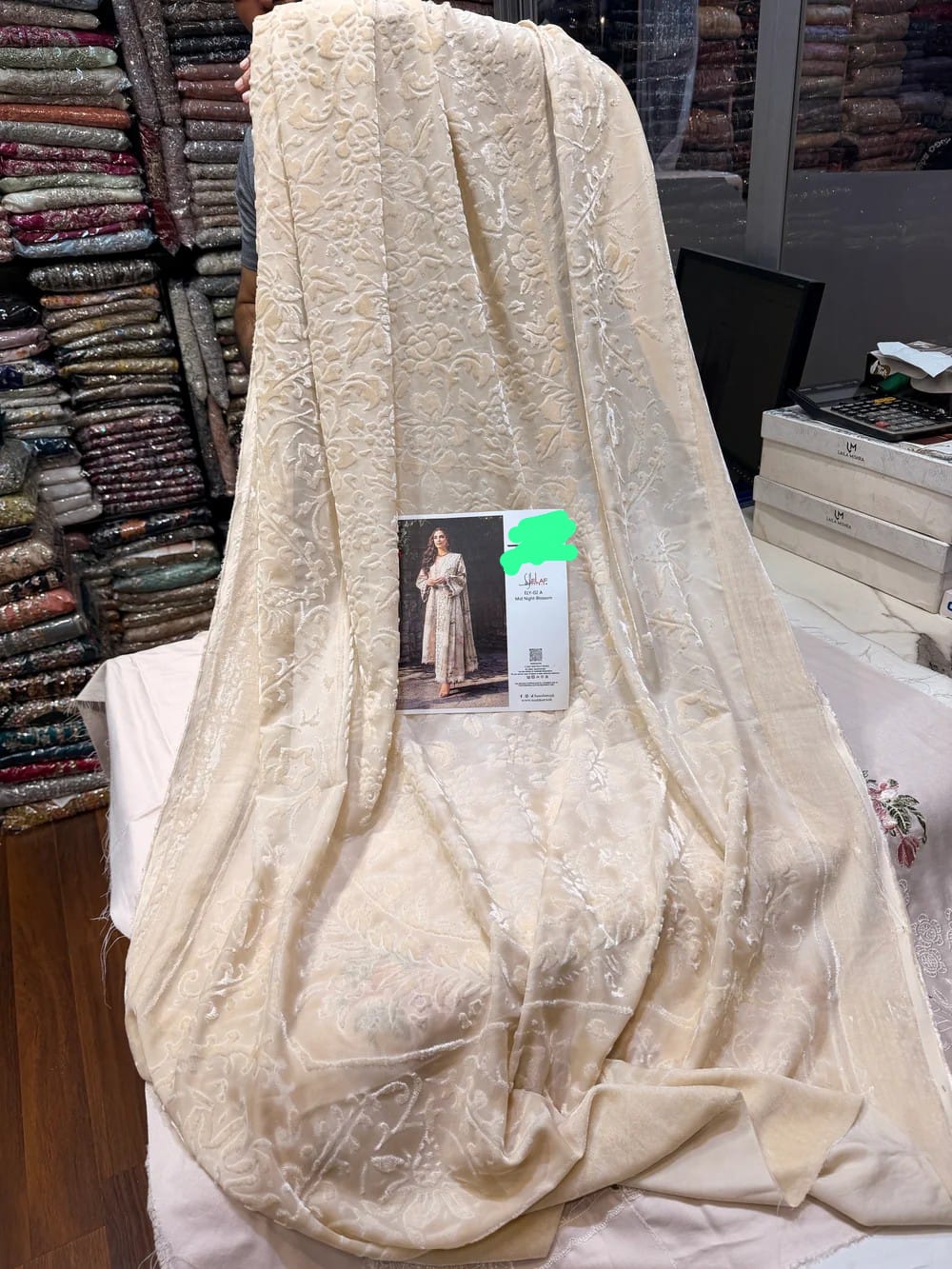 Elaf Slub Linen Suit with Velvet Shawl - Off White - Image 4